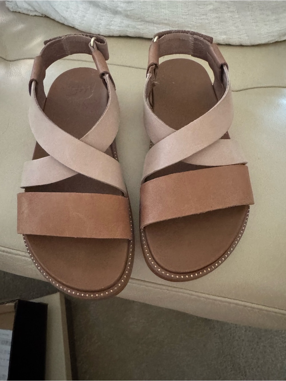 Sorel Two-Tone Brown & Beige Leather Crisscross Strap Sandals